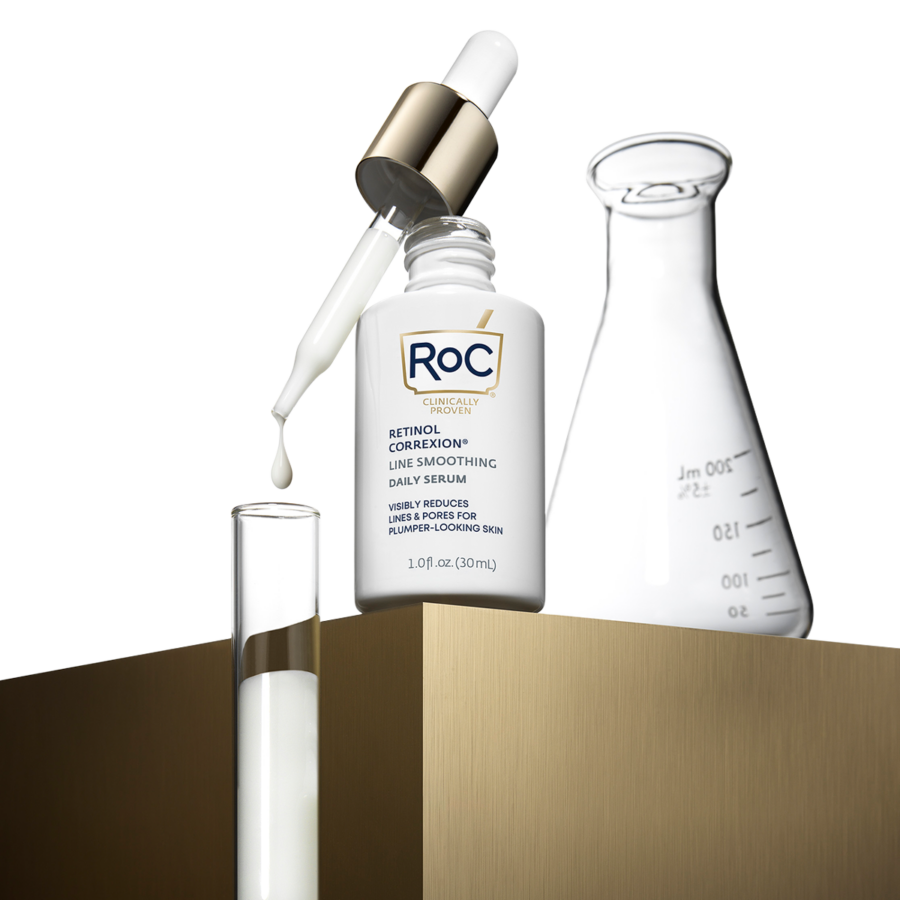 RETINOL CORREXION® Line Smoothing Daily Serum - Image 3
